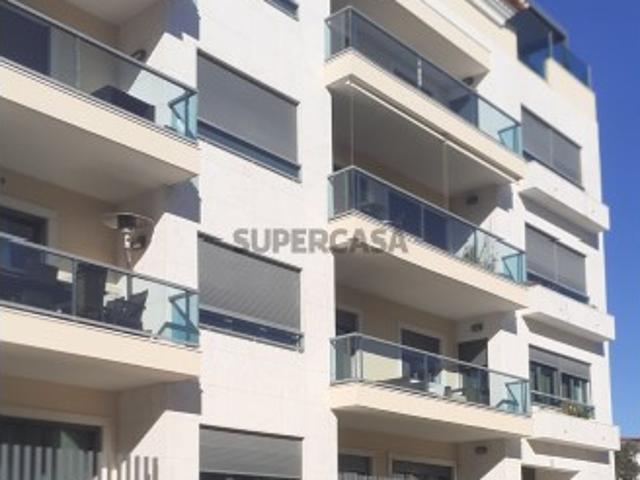 Apartamento Duplex T5 de Luxo no Lumiar