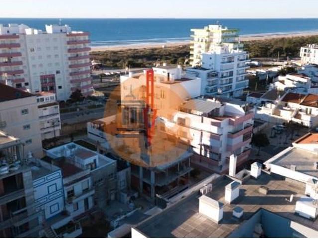 Apartamento Duplex To + 3 em fase de construção para venda. 101m² Monte Gordo