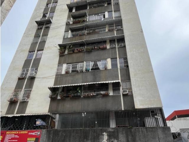 Apartamento Edf Mi Rancho II Urb El Paraíso Santa Rosalía Caracas