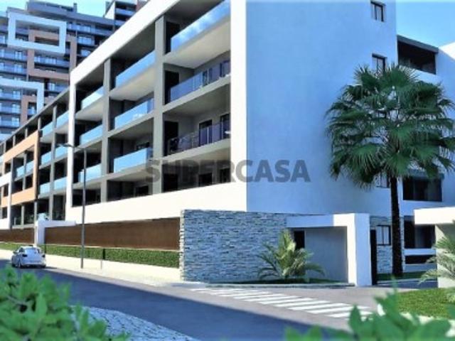 Apartamento em construção, em resort de luxo na Praia da Rocha