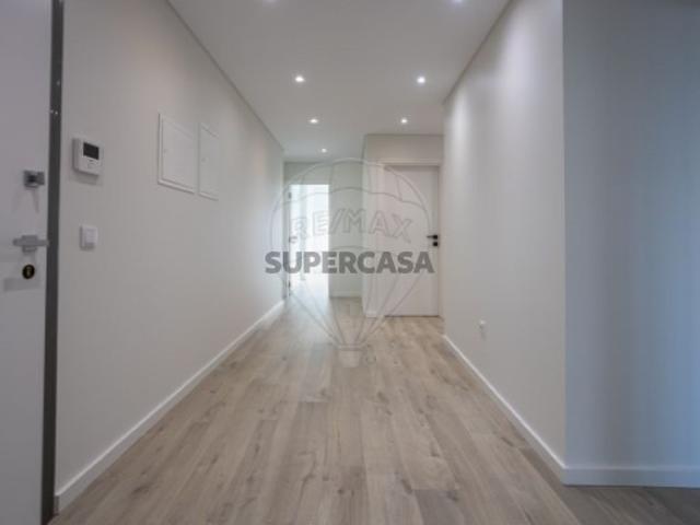 Apartamento T4 em Montijo e Afonsoeiro