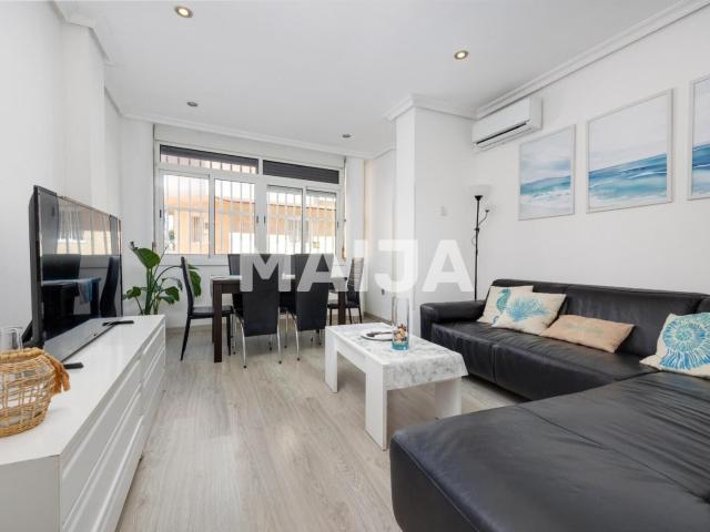 Apartamento en Torrevieja, Los Locos