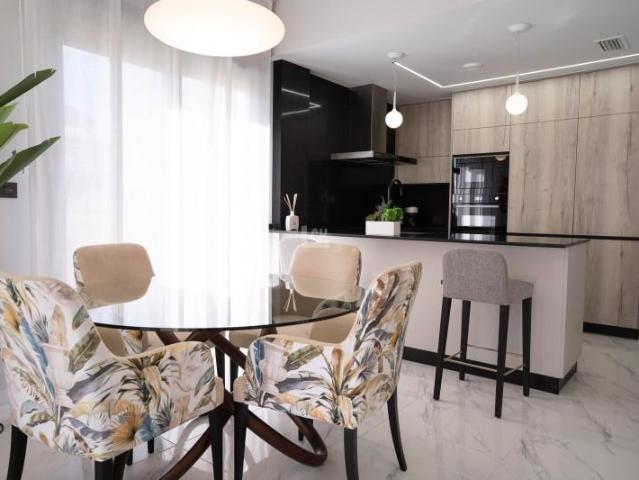 Apartamento en venta Torrevieja