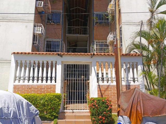 Apartamento en venta, Urb. La Casona, Guatire 3h, 2B, 1 PE