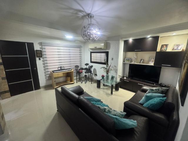 Apartamento en Venta Urb. La Orquidea, La Morita I