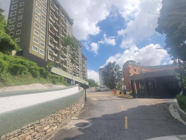 Apartamento en obra gris Urb Terraza de Club Hípico Baruta Caracas