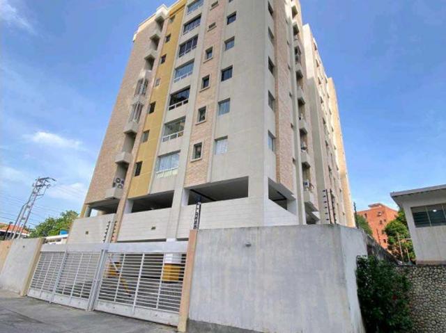 Apartamento en Venta Urbanización La Esperanza Maracay RG