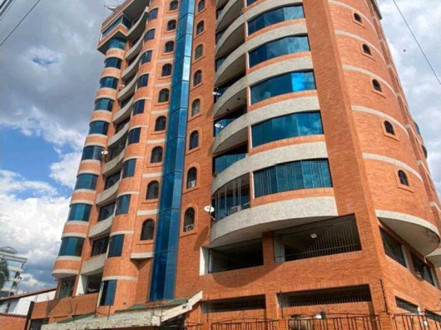 Apartamento en Venta Urbanización La Soledad Maracay RG