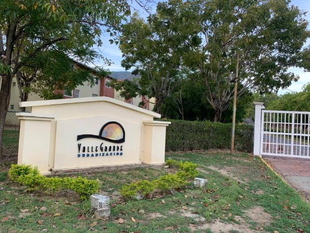Apartamento en Venta Valle Grande