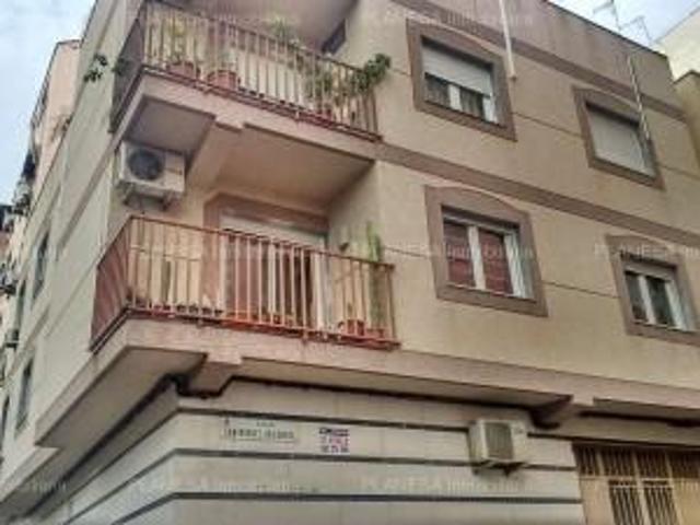 Apartamento en venta Almería
