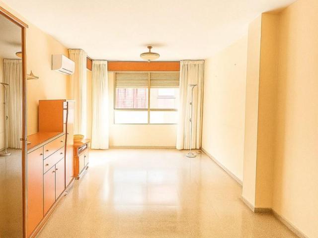 Apartamento en venta Alicante