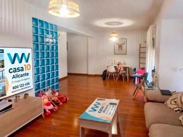 Apartamento en venta Alicante