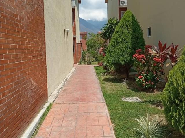 APARTAMENTO EN VENTA ALTO GRANDE, GUATIRE