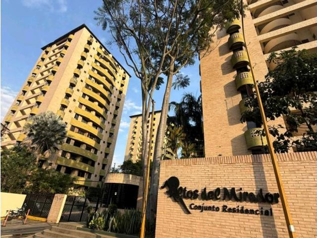 Apartamento en Venta Altos del Mirador Guataparo