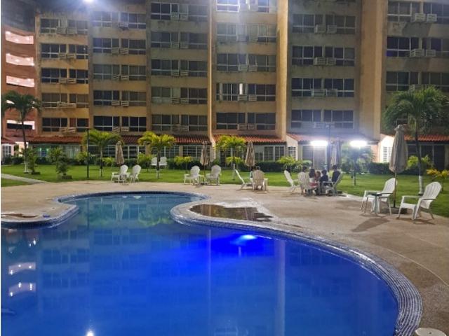 Apartamento en venta amoblado en Higuerote