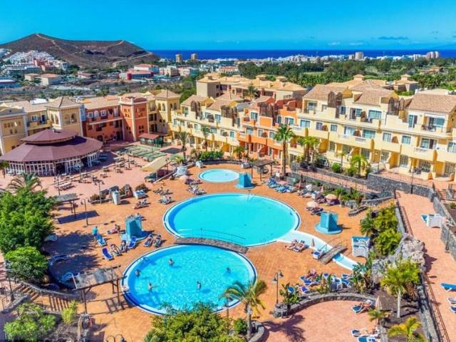 Apartamento en venta Arona