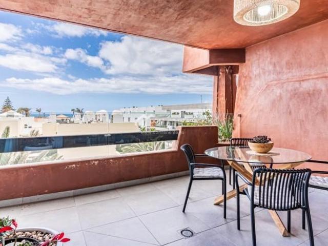 Apartamento en venta Arona