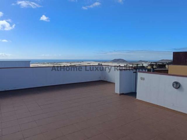 Apartamento en venta Arona