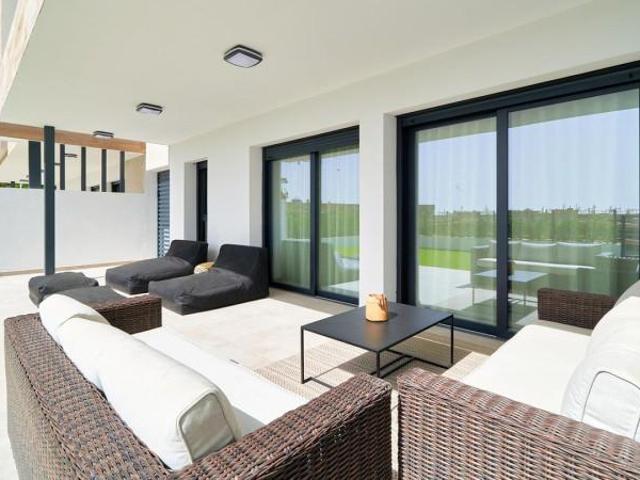 Apartamento en venta Benahavís