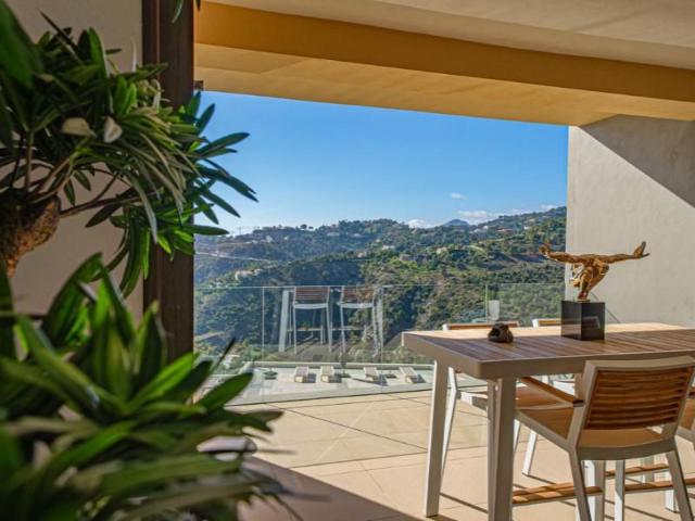 Apartamento en venta Benahavís