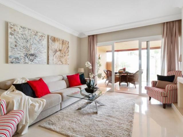 Apartamento en venta Benahavís