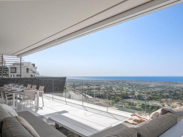 Apartamento en venta Benahavís