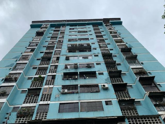 APARTAMENTO EN VENTA BUENA VISTA PETARE