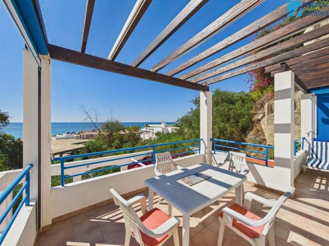 Apartamento en venta con vistas al mar, terraza encantadora y piscina comunitaria en Mojácar Playa, Almería, Andalucía