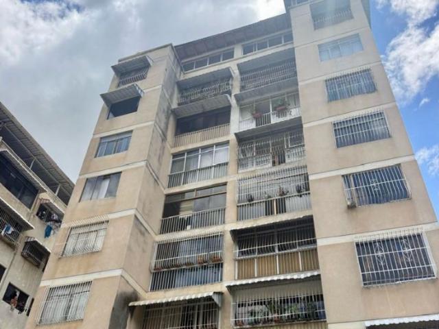 APARTAMENTO EN VENTA COLINAS DE BELLO MONTE