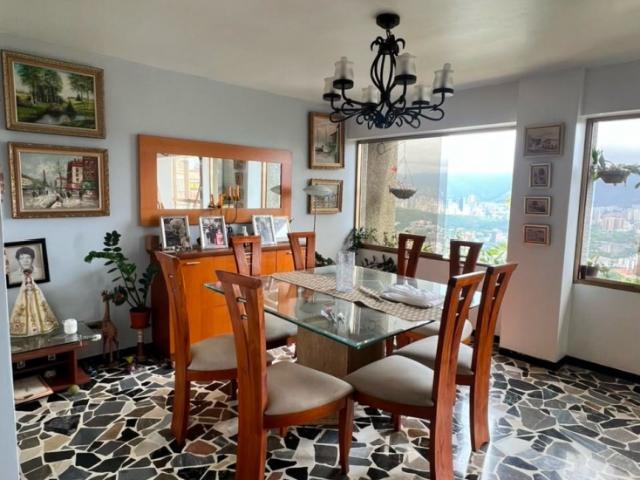 APARTAMENTO EN VENTA COLINAS DE SANTA MONICA