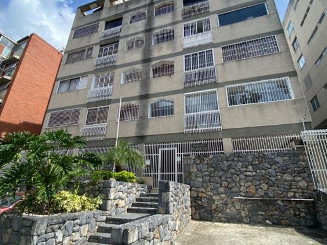 APARTAMENTO EN VENTA CUMBRES DE CURUMO