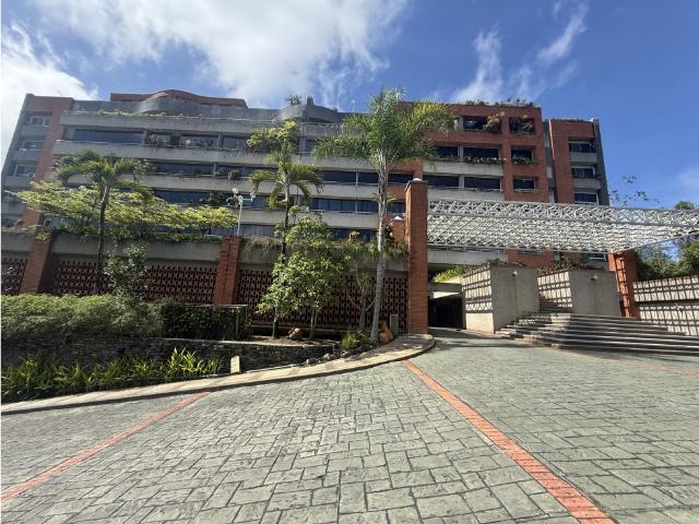 APARTAMENTO EN VENTA EL HATILLO LOMAS DE LA LAGUNITA 3Hab.+S, 3E lcm