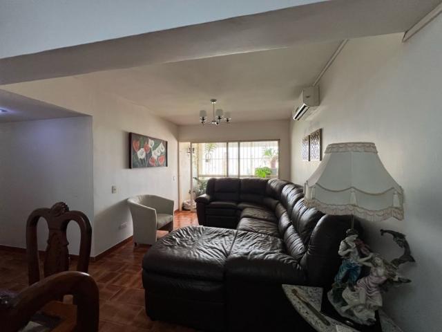 Apartamento en Venta El Paraiso 96 mts