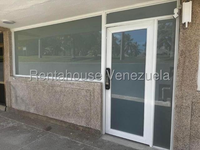 Apartamento en Venta en Tanaguarena, Parroquia Caraballeda