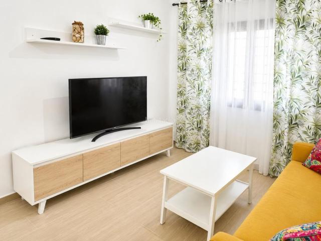 Apartamento en venta en Tarifa, Tarifa Ciudad. Apartamento con licencia turística garaje privado en Tarifa. Apartamentos.