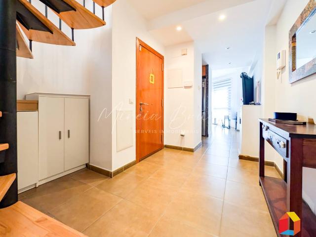 Dúplex en Venta en Tona