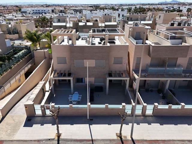 Apartamento en venta en Torre de la Horadada, Alicante Costa Blanca