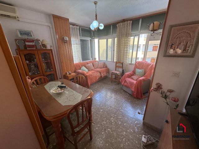 Apartamento en venta en Torremolinos, Calvario. Oportunidad apartamento en el Centro de Torremolinos. Apartamentos.