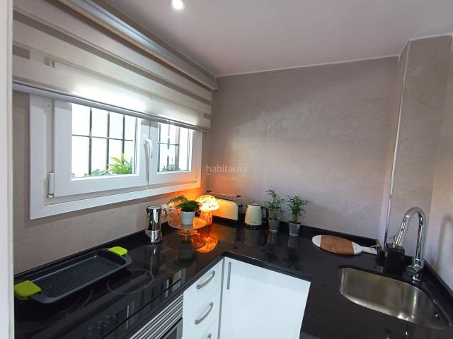 Apartamento en venta en Torremolinos, El Bajondillo. Apartamento en venta en Centro, 2 dormitorios. Apartamentos.