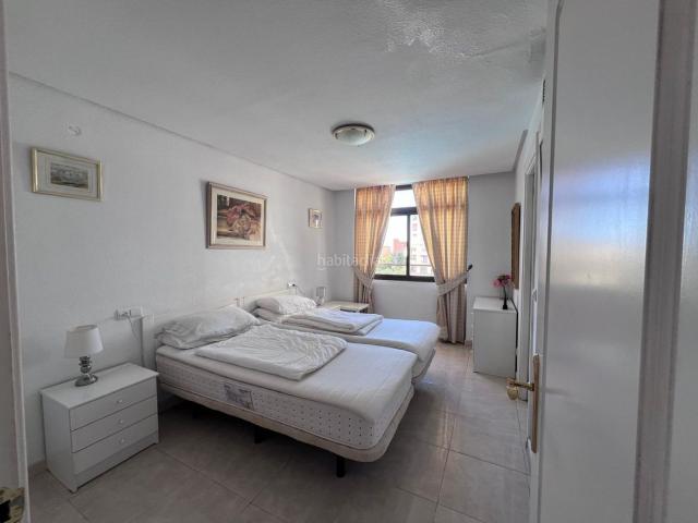 Apartamento en venta en Torremolinos, El Bajondillo. Apartamento en venta en Centro, 2 dormitorios. Apartamentos.