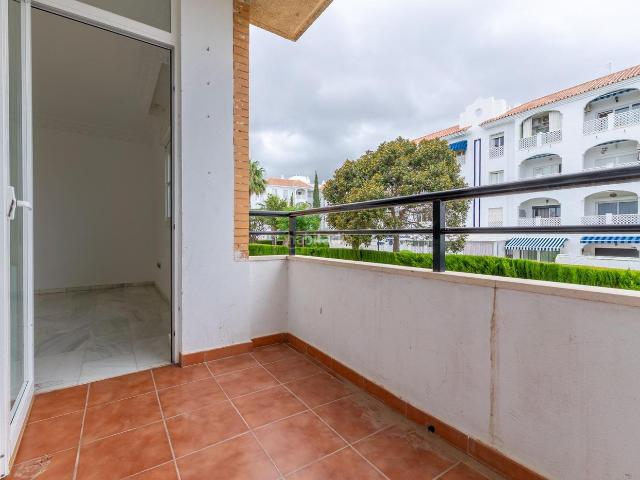 Apartamento en venta en Torremolinos, El Pinillo. Amplio apartamento de 3 dormitorios en El Pinillo. Apartamentos.