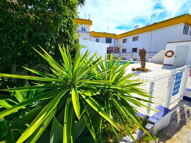 Apartamento en venta en Torremolinos, El Pinillo. OPORTUNIDAD ÚNICA EN COSTA DEL SOL CON PARKING INCLUIDO A METRSO DE LA PLAYA. Apartamentos.