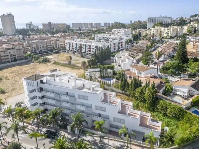 Apartamento en venta en Torremolinos, La Colina. Apartamentos.