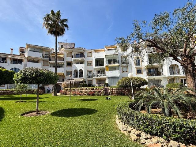 Apartamento en venta en Torremolinos, La Carihuela Los Nidos. Exclusiva a Playamar Properties. Apartamentos.
