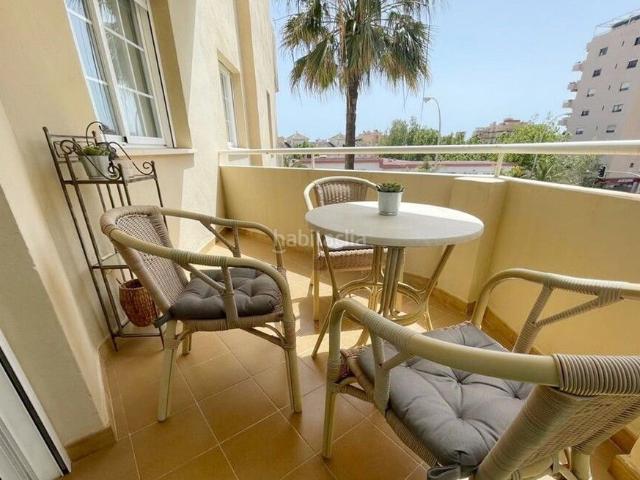 Apartamento en venta en Torremolinos, Montemar. Apartamentos.
