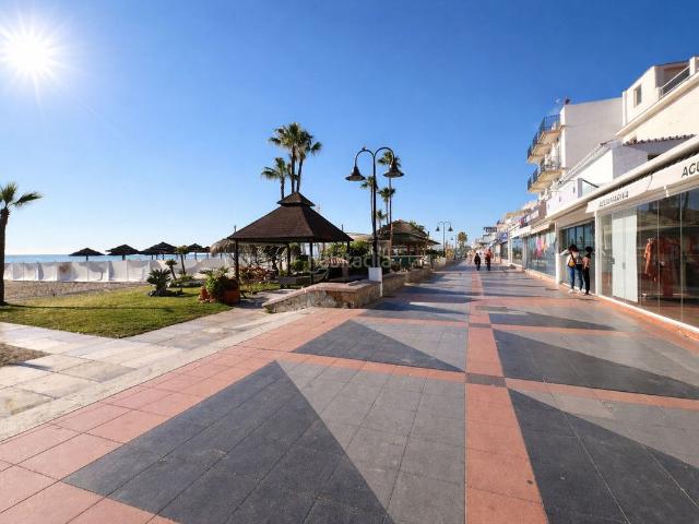 Apartamento en venta en Torremolinos, Montemar. Apartamentos.