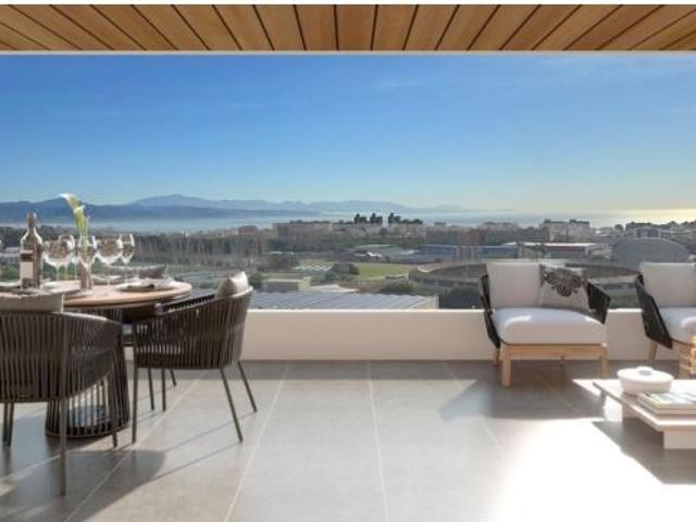 Apartamento en Venta en Torremolinos, Málaga