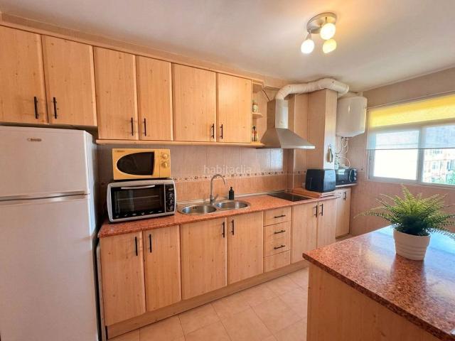 Apartamento en venta en Torremolinos, Manantiales Estación de Autobuses. Apartamento en Planta Media de 3 dormitorios en Torremolinos. Apartamentos.