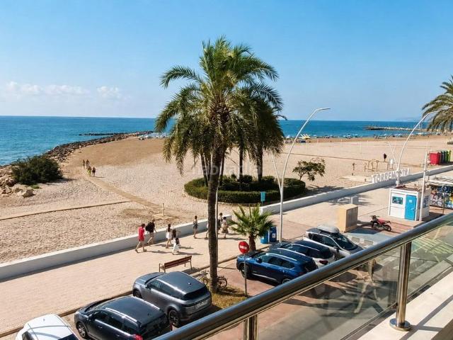 Apartamento en venta en Torreblanca. APARTAMENTO EN PRIMERA LINEA DE PLAYA. Apartamentos.