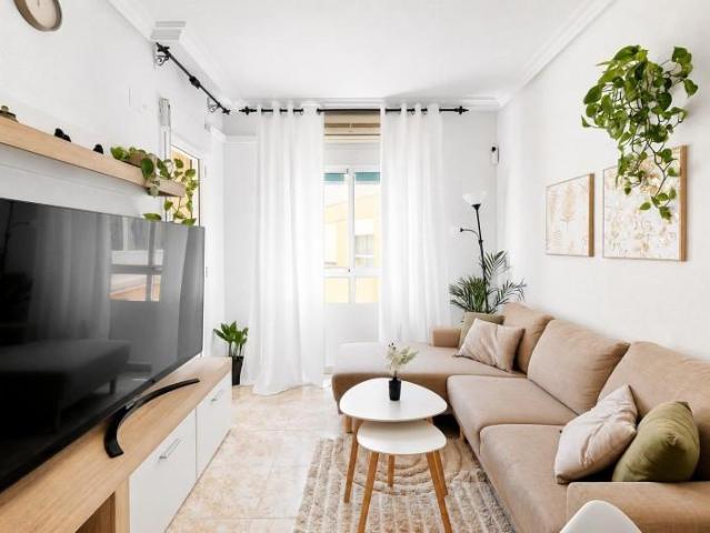 Apartamento en venta en Torrevieja, Nueva Torrevieja